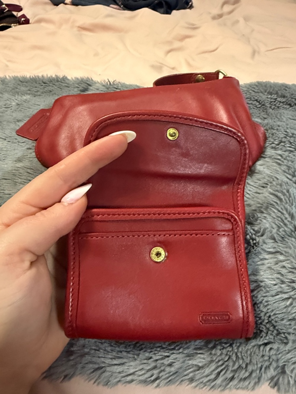 Coach Red Leather Shoulder Bag with Matching Wallet - Picture 2 of 8